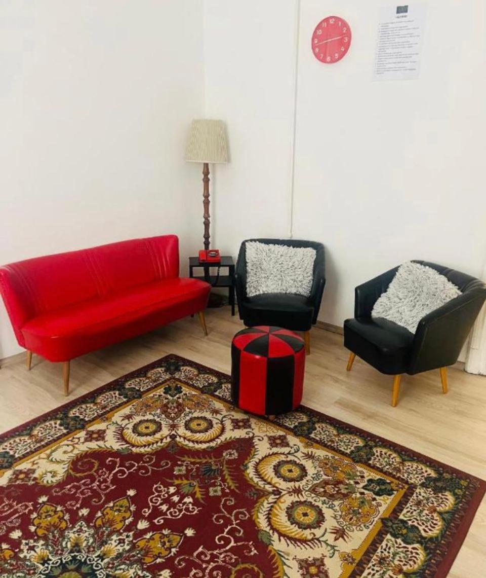 Doxie Rooms And Beds Budapest Eksteriør bilde